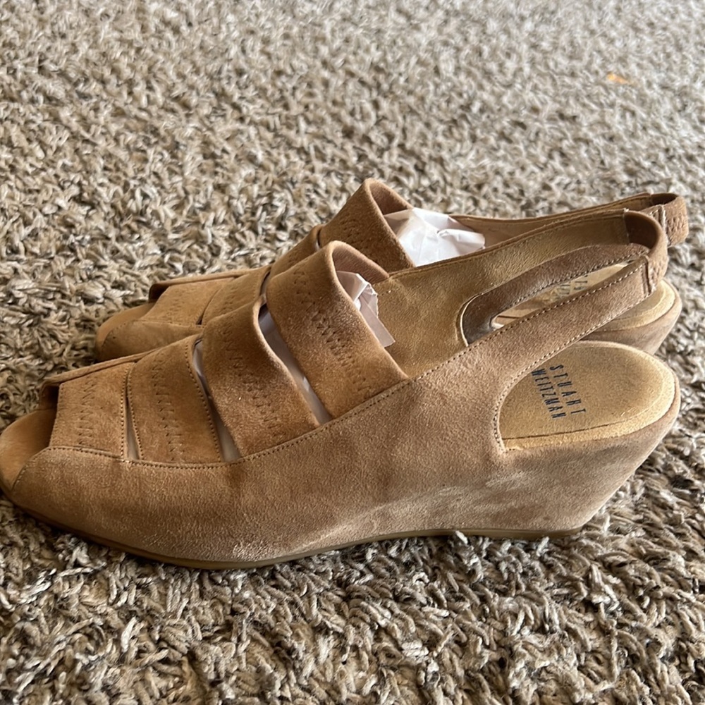 STUART WEITZMAN
Suede Wedge Sandals Size 9 - Picture 9 of 15